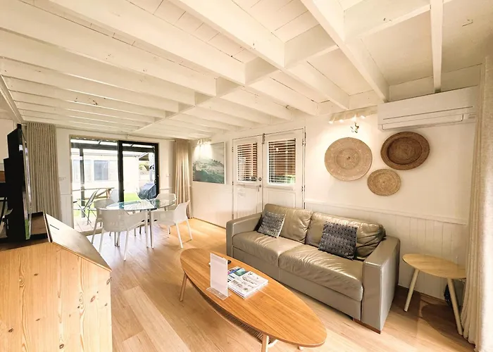 Resort: Bay Village Dunsborough